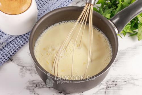 Вкусный рецепт пирожных наполеон из слоеного теста со сгущенкой 38