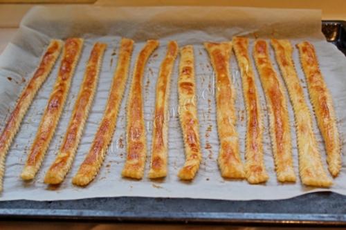 Вкусный рецепт: Полено из слоеного теста с заварным 15