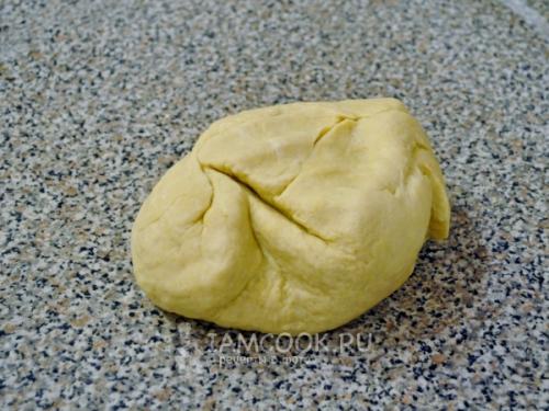 Вкусный рецепт пирожных наполеон из слоеного теста со сгущенкой 13