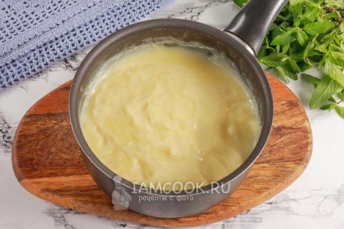 Вкусный рецепт пирожных наполеон из слоеного теста со сгущенкой 39