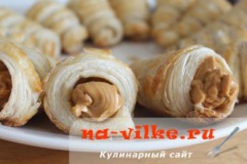 Крем для слоеных трубочек со сгущенкой. Ингредиенты на 18 штук