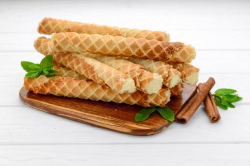 Чем начинить трубочки для фуршета. 20 рецептов вафельных трубочек, которые готовятся проще простого