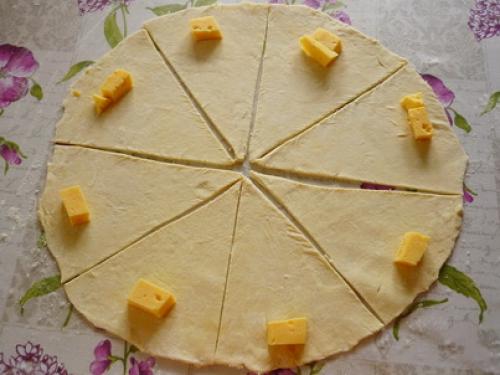 Слоеные трубочки с сыром. Трубочки с сыром