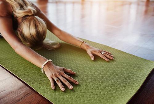 Что действеннее для борьбы с стрессом - медитация или йога. Основные виды медитаций