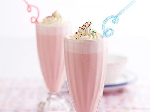 Какие начинки можно добавить в молочный коктейль для большего вкуса. Milkshake !!!.Топ-10 самых лучших и простых вкусовых сочетаний для молочных коктейлей и способ их приготовления.
