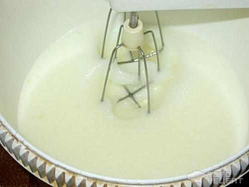 Дрожжевые трубочки с белковым кремом. Рецепт: Трубочки из слоеного дрожжевого теста - с белковым кремом