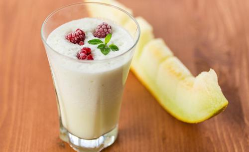 Какие советы по сочетанию вкусов в коктейлях без мороженого. Milkshake !!!.Топ-10 самых лучших и простых вкусовых сочетаний для молочных коктейлей и способ их приготовления.