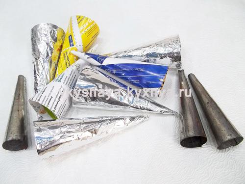 Трубочки из готового слоеного теста с заварным кремом. Трубочки с заварным кремом из слоеного теста: рецепт в домашних условиях