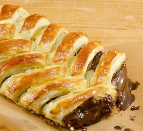 Десерт из слоеного теста и шоколада. Готовим очень вкусные, воздушные слойки с шоколадом, с бананом