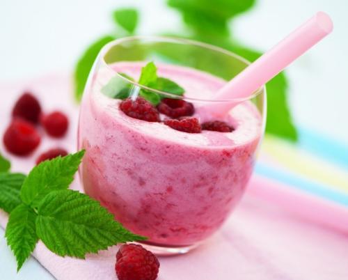 Какие молочные продукты лучше всего подходят для быстрого коктейля. Milkshake !!!.Топ-10 самых лучших и простых вкусовых сочетаний для молочных коктейлей и способ их приготовления.