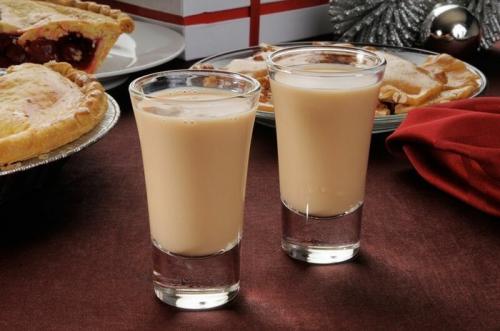 Какие блюда можно подавать с поленом с сгущенкой. 6 вкусных блюд, которые можно приготовить из сгущёнки