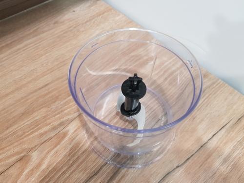 Какие насадки входят в комплект блендера Redmond RHB-2987. Внешний вид и упаковка