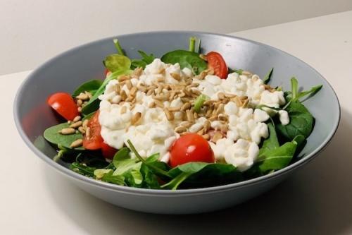 Какие овощи подходят для приготовления полезных салатов. 20 ПП салатов на ужин, которые стоит приготовить