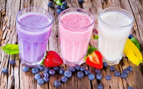 Какие полезные свойства у молочных коктейлей, приготовленных без блендера. Химический состав