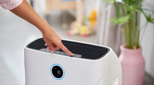 Какие инновационные технологии помогают достичь мощи и удобства в одном флаконе. Новые гаджеты от Philips: очищение и увлажнение в одном флаконе