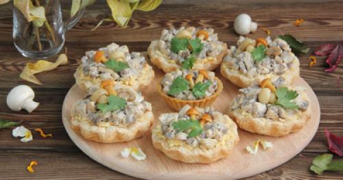 Золотой стандарт: пять лучших начинок для тарталеток на новогодний стол 03