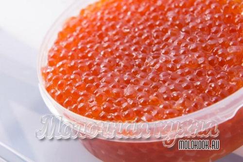 Как сохранить свежесть и вкус тарталеток с красной икрой при хранении.