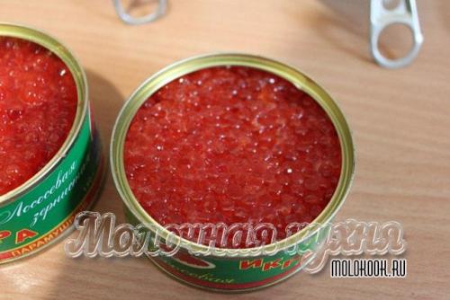 Как сохранить свежесть и вкус тарталеток с красной икрой при хранении.