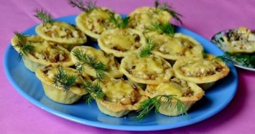 Золотой стандарт: пять лучших начинок для тарталеток на новогодний стол 12