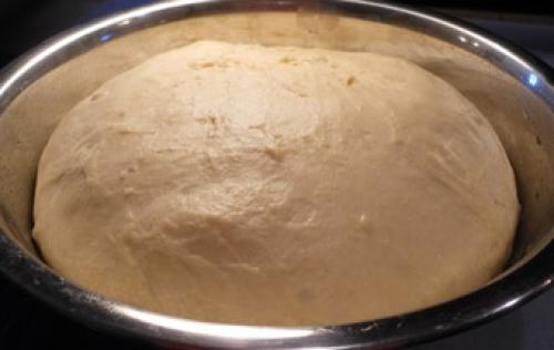 Как долго замешивать тесто для рулета. Тесто для рулетов