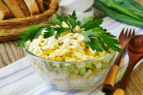 Идеи для новогоднего стола 2022. Салаты на Новый год 2022