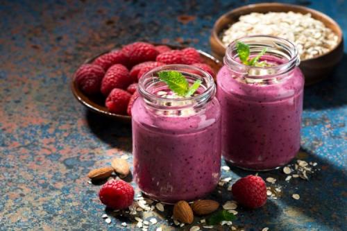 Можно ли добавлять в смузи дополнительные ингредиенты, такие, как протеин или овсянка. 20 смузи с овсянкой, которые захочется приготовить еще не раз