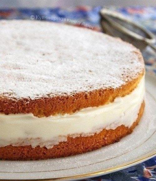 Мы готовим простой, но очень вкусный десерт к семейным чаепитиям! 02