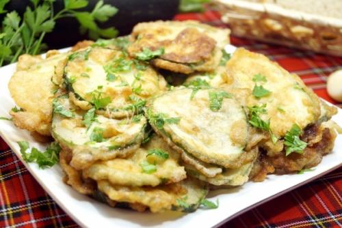 Кабачки в кляре. Кабачки в кляре.