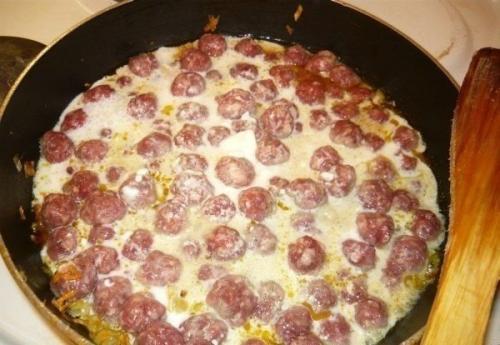 Вкусные спагетти с фрикадельками дома. 03 Вкусные спагетти с фрикадельками дома. 03