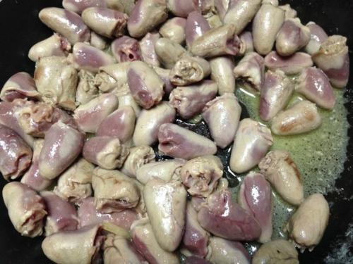 Тушеные куриные сердечки. 04 Тушеные куриные сердечки. 04