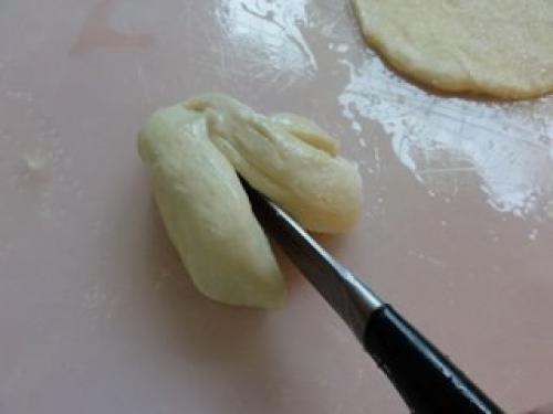 Сахарная плюшка.  В детстве я обожала эти плюшки. 05