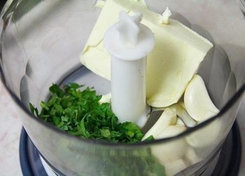 Чесночные булочки.  Игредиенты: 03