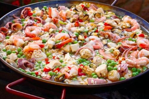 Смешанная паэлья.  Ингредиенты: 02
