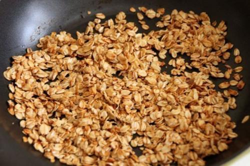 Овсяные хрустяшки.  Это очень простой рецепт необычайно вкусного лакомства.