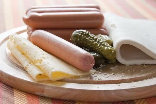 Сосиски в слойке.  Ингредиенты: 01