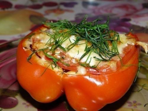Мы фаршируем овощи.