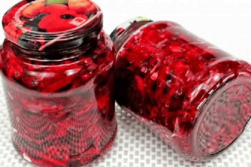 Салат из свеклы Аленка.