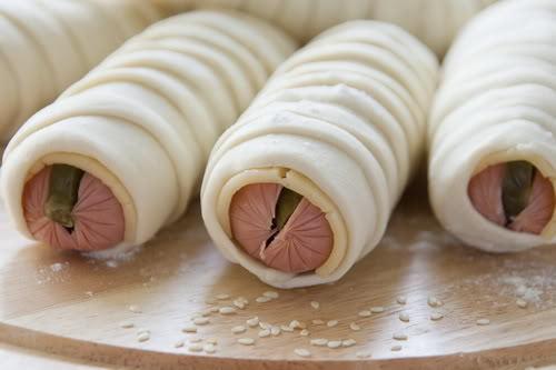 Сосиски в слойке.  Ингредиенты: 02