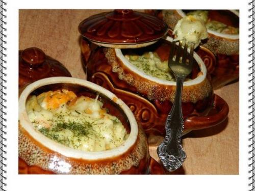 Пельмени в горшочках.