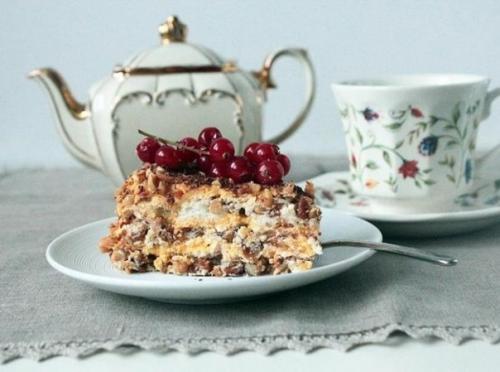 Киевский торт.  10 шт. яиц (белки). 01