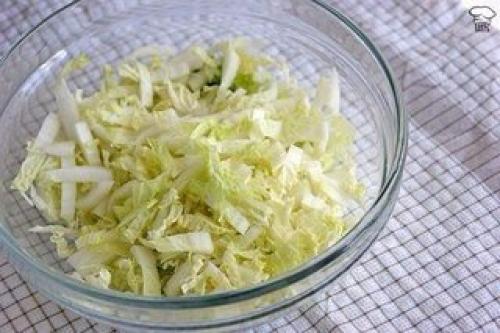 Полезная и легкая кабачковая икра: хороший вариант для перекуса?   Ингредиенты:   Кабачки 1500 г?  Морковь 300 г?  Помидоры красные 400 г? 01