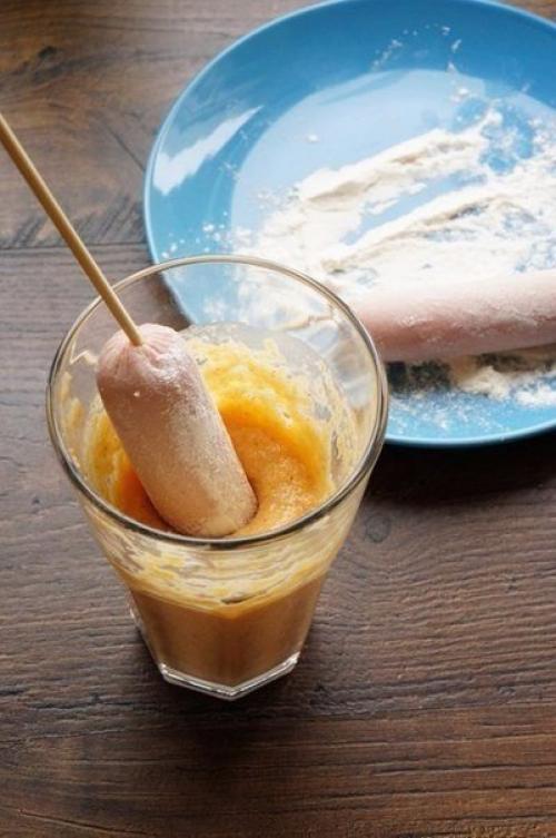 Корн - дог (или сосиска в тесте). 03