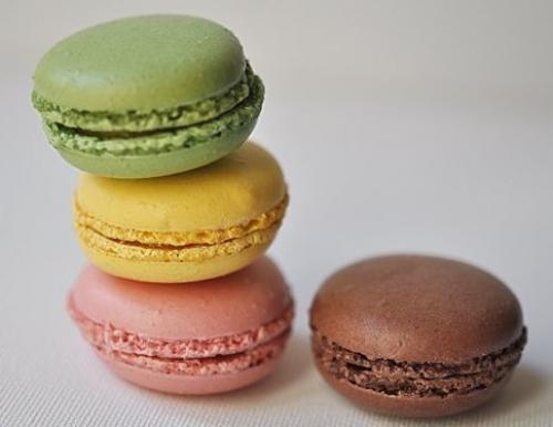 Французские пирожные Макаруны.