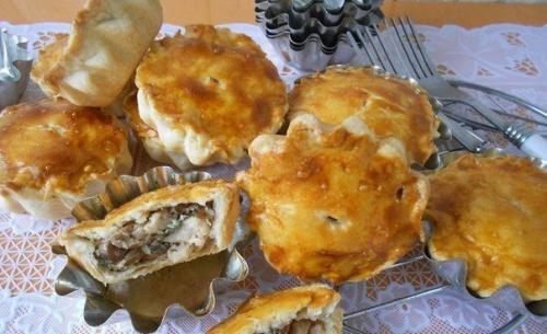 Тарталетки с грибами.