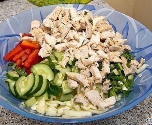 Шаурма.  Ингредиенты:   Куриная грудка (или другое мясо) - 1 шт. 04