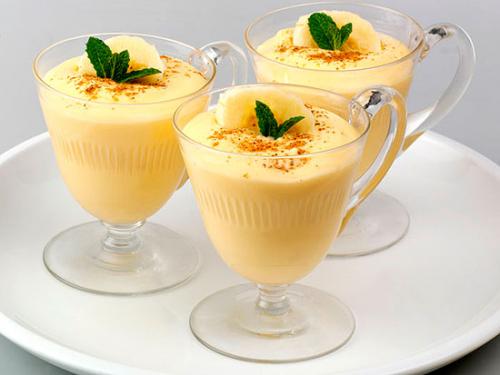 Банановый пуддинг.  Banana Pudding - это потрясающий десерт родом из соединенных штатов, состоящий из пудинга, печенья и бананов.