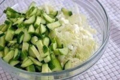 Полезная и легкая кабачковая икра: хороший вариант для перекуса?   Ингредиенты:   Кабачки 1500 г?  Морковь 300 г?  Помидоры красные 400 г? 02