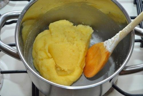 Эклеры.   Время приготовления - 15 минут. 03