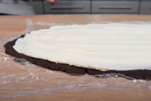 Очень вкусный рулет к чаю за 5 минут. 03 Очень вкусный рулет к чаю за 5 минут. 03