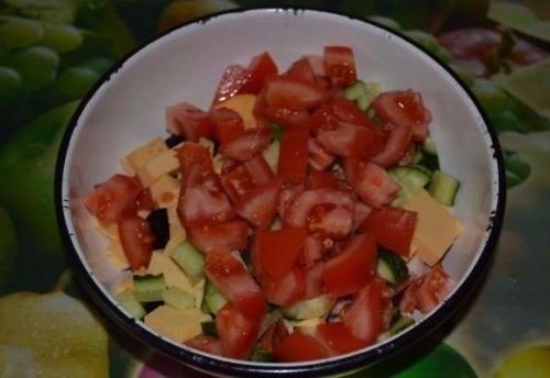 Вкуснейший салат с курицей. 07